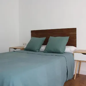 Beautiful Brand New 2 Bedroom Flat With Terrace Apartament Malaga
